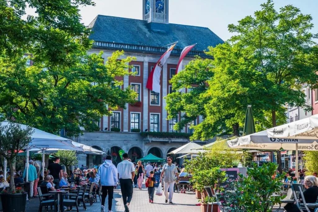 1 Og Direkt An Der Laga 2026 - Moderne Stadtwohnung Am Neusser Markt! Екстер'єр фото